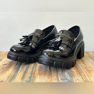 JustFab JF Sofia Faux Patent Black Leather Oxford Loafers Women's Size 6